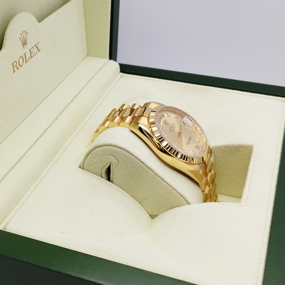 -데이데이트-YG-좌측